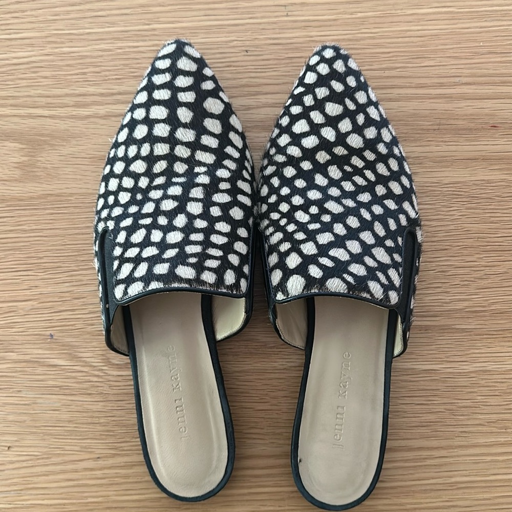 Jenni Kayne Giraffe print mules size 40